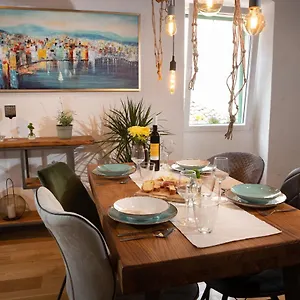  Apartment Carera